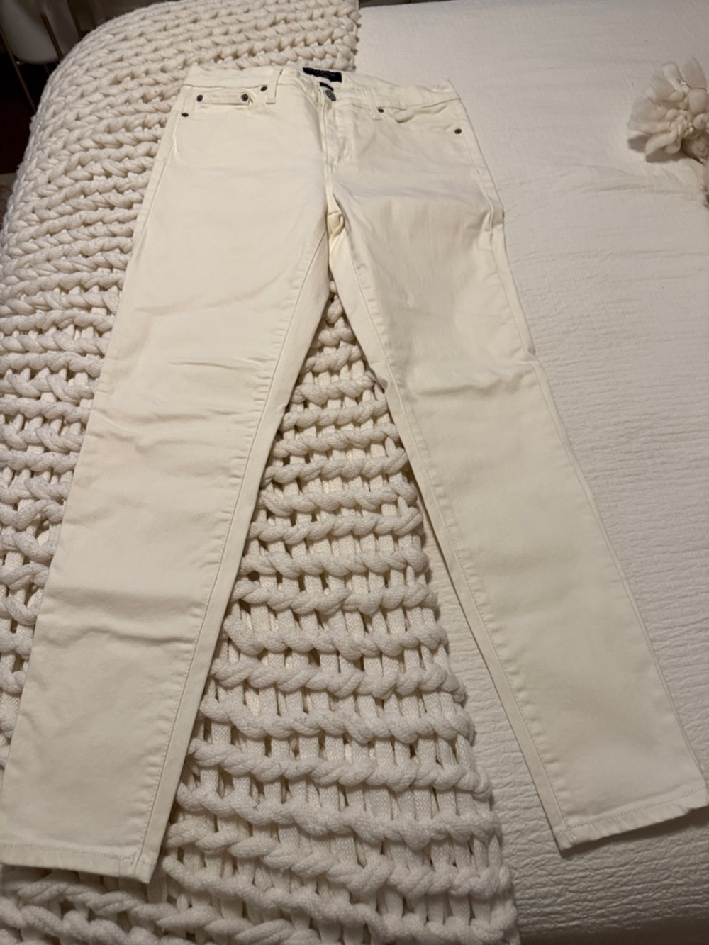 Banana Republic Women's Cream Skinny Jeans